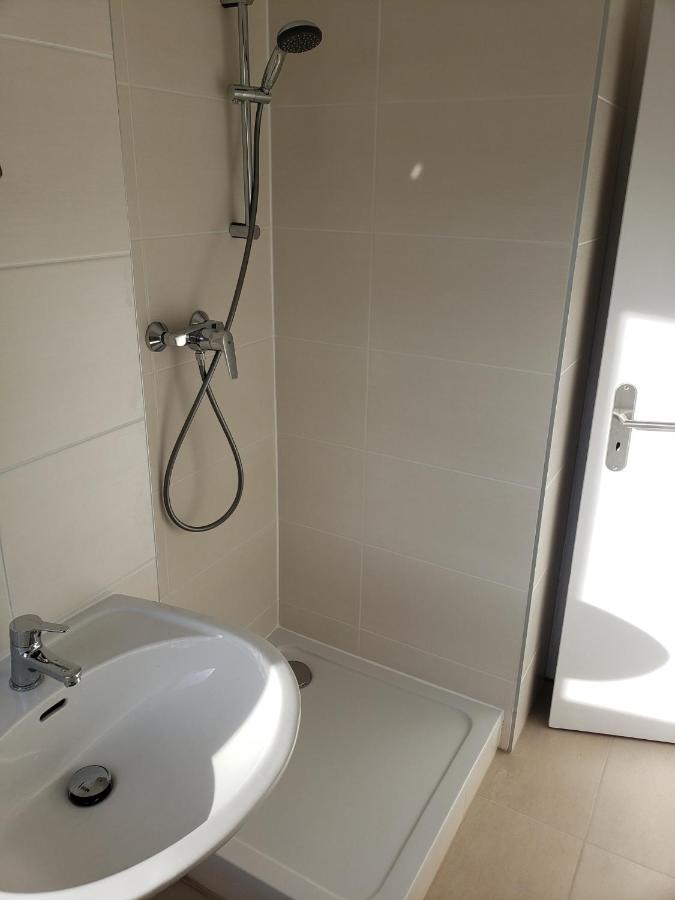 Monteurswohnung-Kas-1 Zimmer Mit Eigenem Bad Salzgitter Extérieur photo